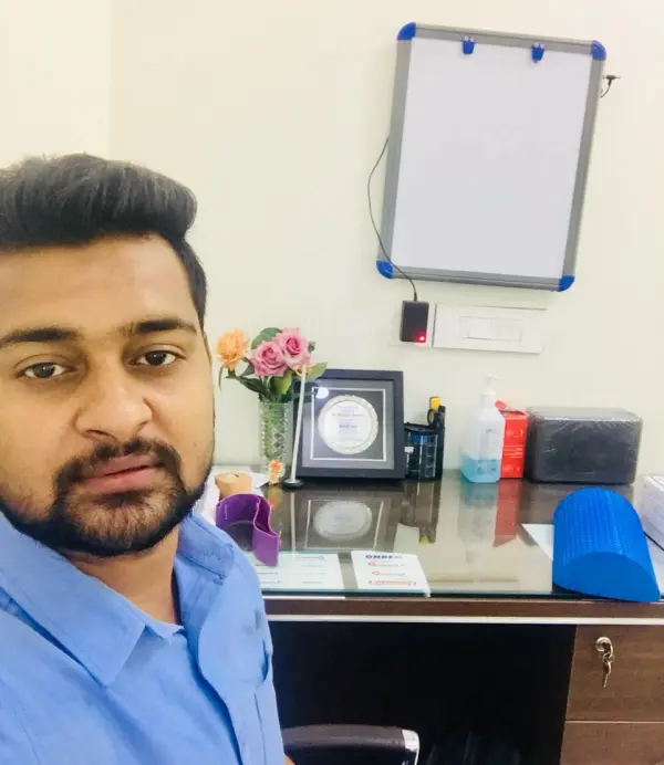 Dr. Anas Khan, Physiotherapist · BPT