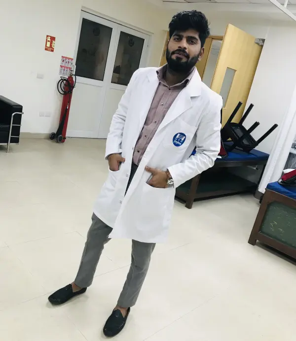 Dr. दिव्या प्रकाश, फ़िज़ियोथेरेपिस्ट · BPT