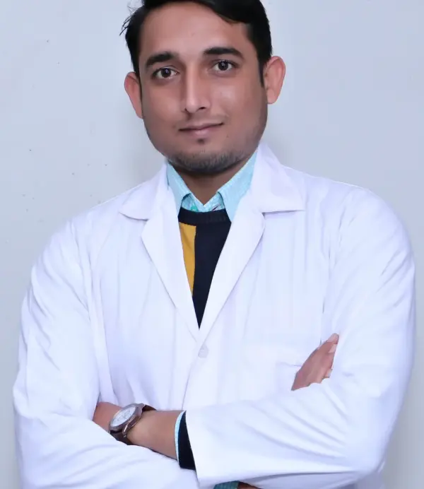 Dr. मोइन अंसारी, फ़िज़ियोथेरेपिस्ट · BPT