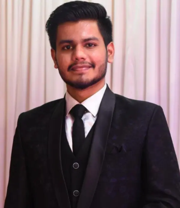 Dr. Niraj Khandelwal, Physiotherapist · BPT