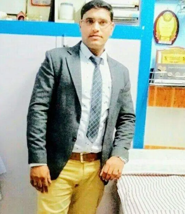 Dr. राहुल दीक्षित, फ़िज़ियोथेरेपिस्ट · BPT