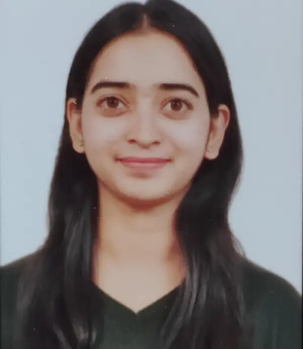 Dr. शवेता ख्रोलिया, फ़िज़ियोथेरेपिस्ट