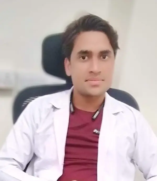 Dr. Sukhvendra Yadav, physiotherapist in Sector 33