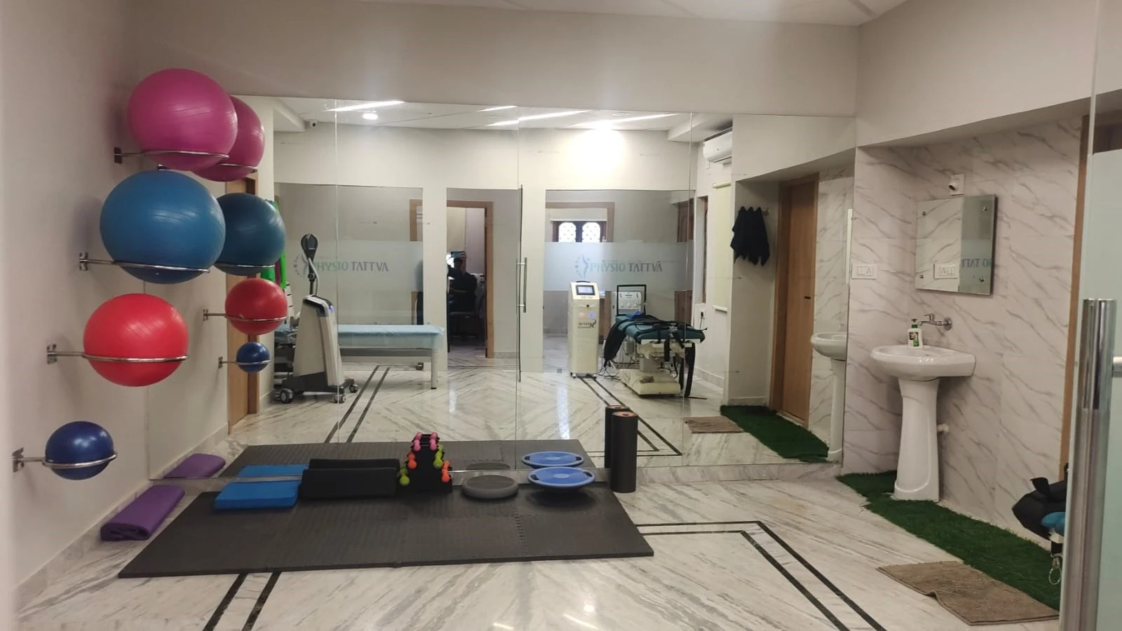 cb physiotherapy clinic jubilee hills