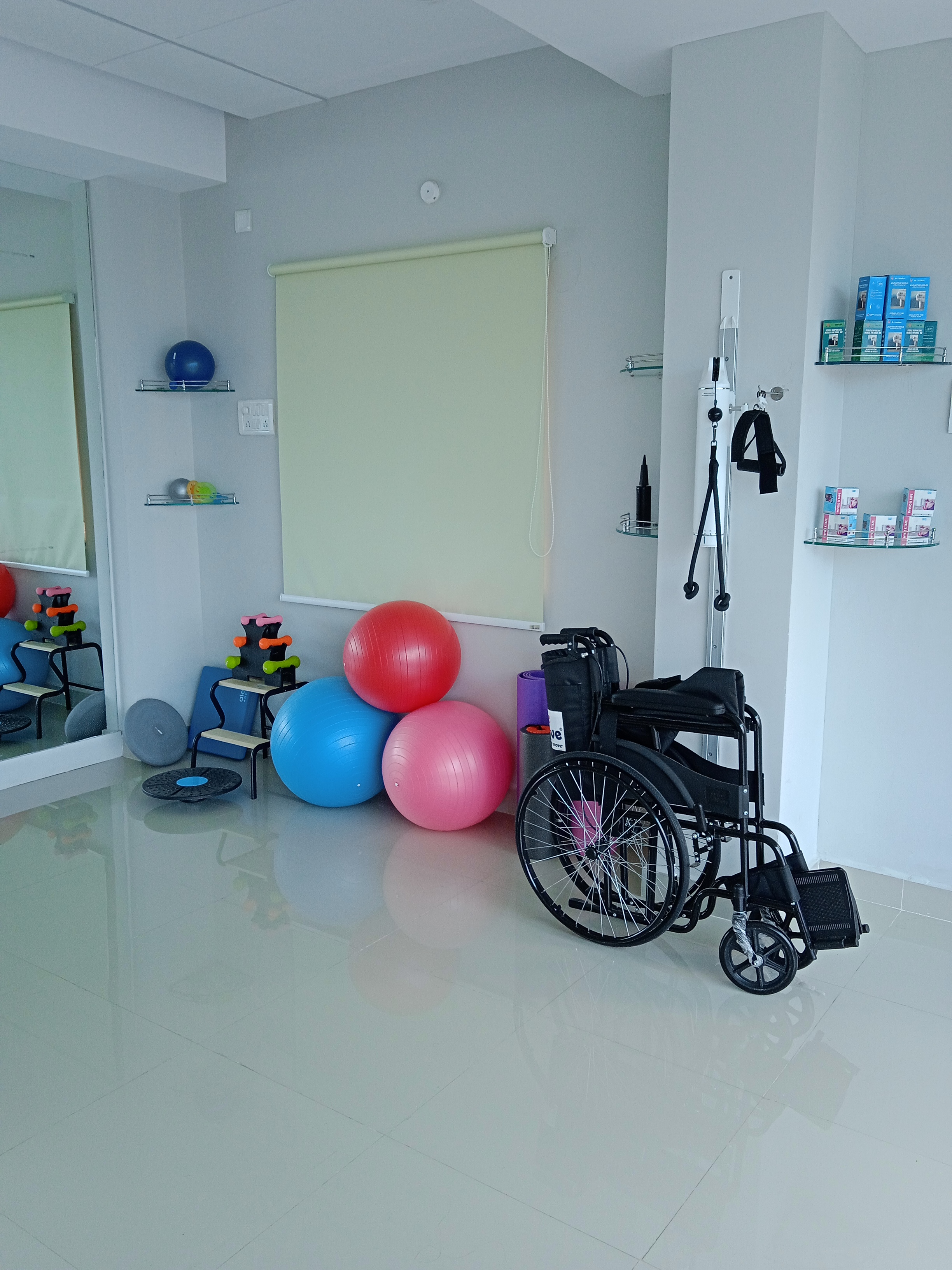 cb physiotherapy clinic kukatpally